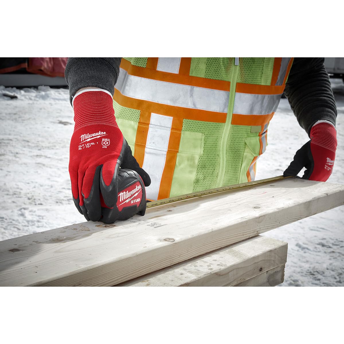 MILWAUKEE Cut Level 1 Insulated Gloves -